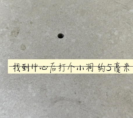 大化瓷砖空鼓维修公司专业解答在瓷砖铺贴过程中，如果砂料搅拌不均匀，将会带来以下问题